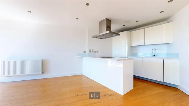 Landmark House, Loughton, IG10, photo 2