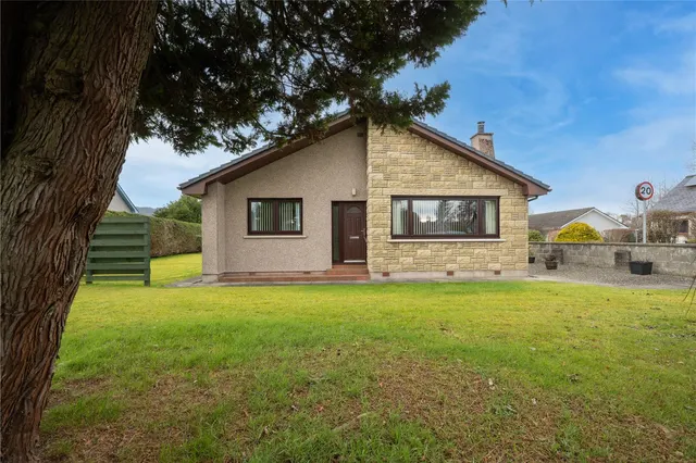 Garden Place, Beauly, Highland, IV4 7AW, photo 1