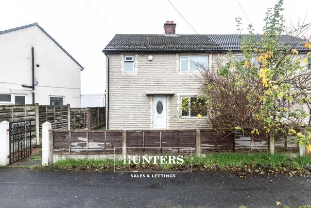 Holmfield Close, Pontefract, West Yorkshire, photo 1