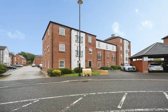 Horseshoe Crescent, Birmingham, B43, photo 1