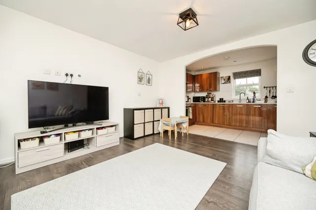 Horseshoe Crescent, Birmingham, B43, photo 3