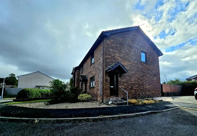 Maes Cottage Estate, Rhayader, LD6 5PP, photo 1
