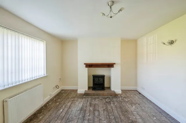 Crookes Broom Lane, Hatfield, DN7, photo 3