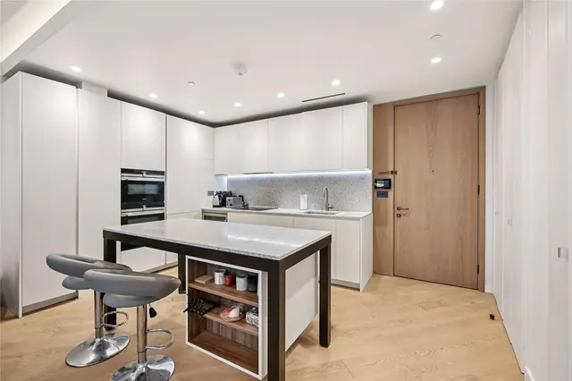 Photo 3 — Wood Crescent, London, W12 7GN