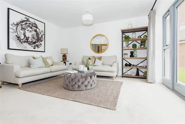 Brockhills Lane, New Milton, photo 1