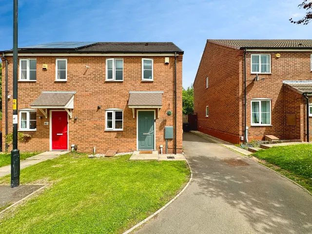 Pitchwood Close, Wednesbury, Wednesbury, WS10, photo 1