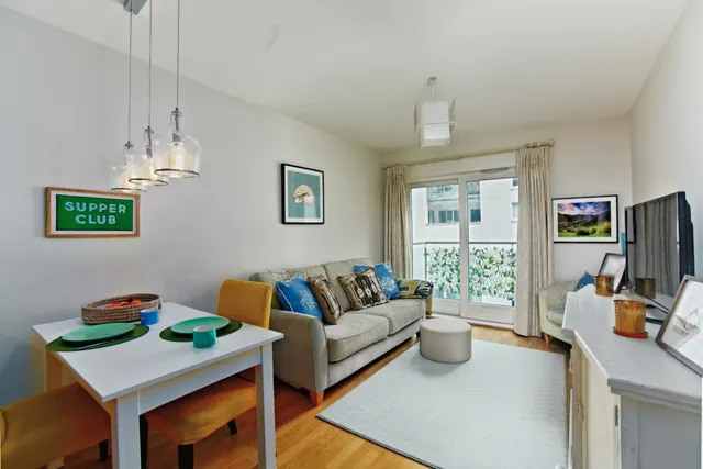 11 Point Pleasant, Wandsworth, photo 1