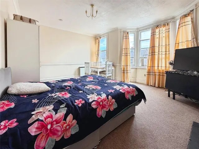 Otterfield Road, Yiewsley, UB7, photo 3