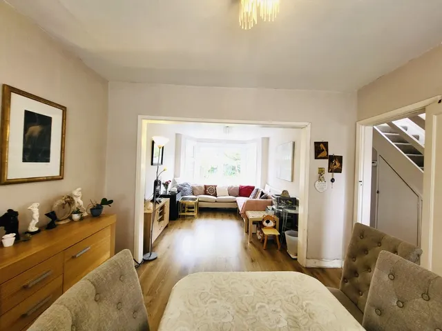 Bullescroft Road, Edgware, HA8, photo 3