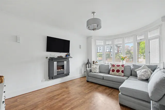 Harrow Road, Nottingham, NG8, photo 2