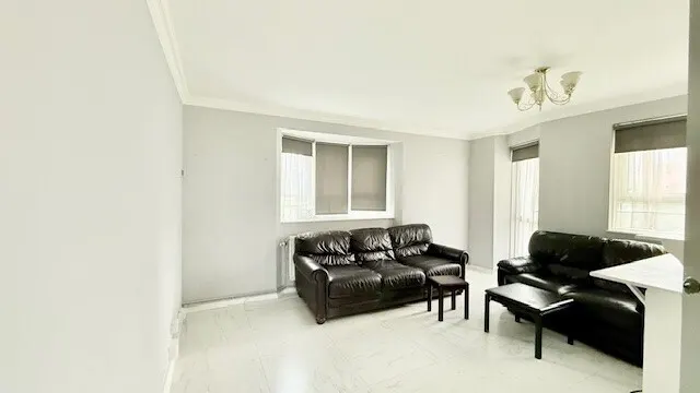 Woodford Green, IG8, photo 1