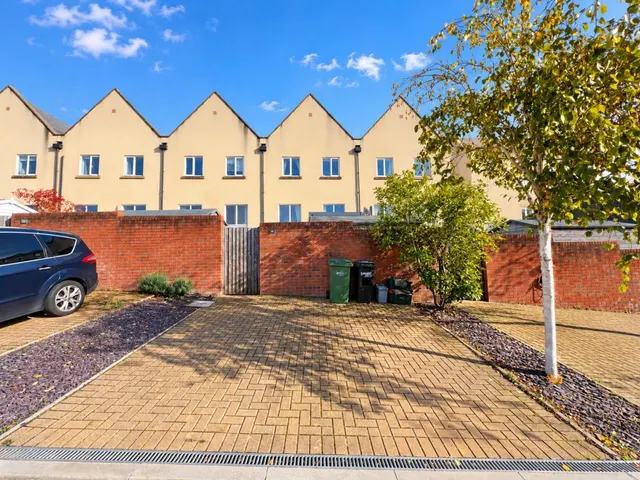 Ricardo Drive, Dursley, GL11, photo 2