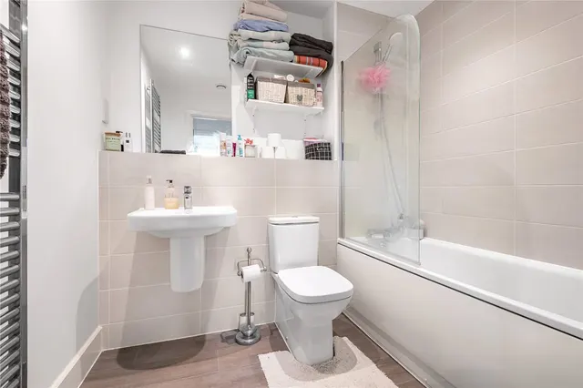 Deanfield Avenue, Henley-on-Thames, RG9, photo 3