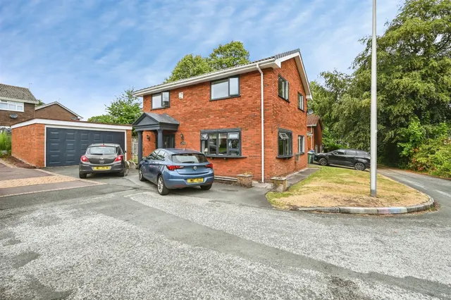 Tree Bank Close, Runcorn, photo 1