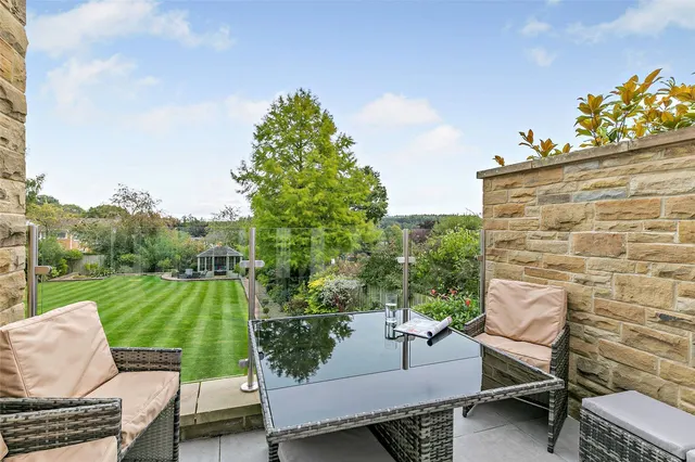 Photo 3 — Fulwith Grove, Harrogate, North Yorkshire, HG2 8HN