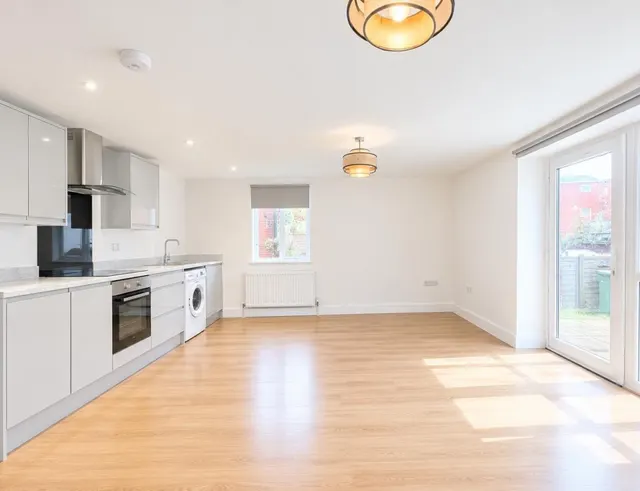 Barton Hill Road, Bristol, BS5, photo 2