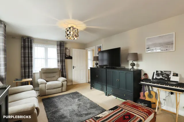 Kempton Drive, Oakham, LE15, photo 2