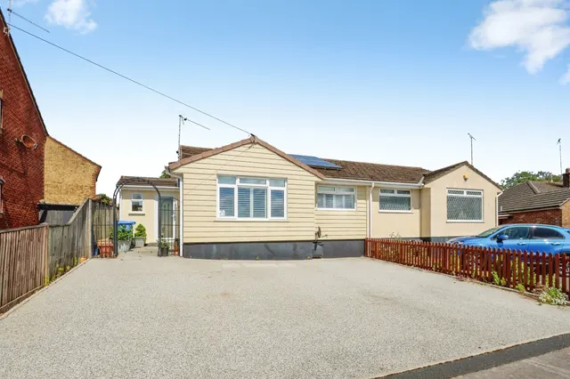 Samson Road, Poole, photo 1