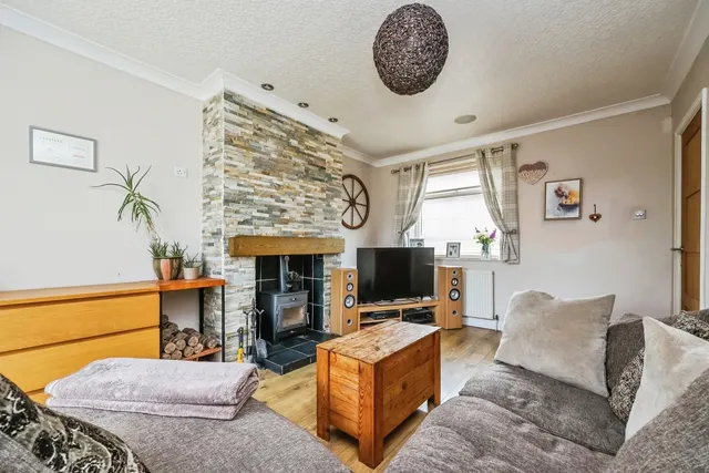 Lyndhurst Avenue, Mansfield, NG21, photo 3