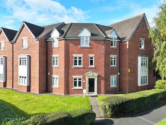 Byron Walk, Nantwich, CW5, photo 1