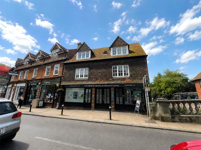 1 bedroom flat, Bridge Street, Winchester, SO23