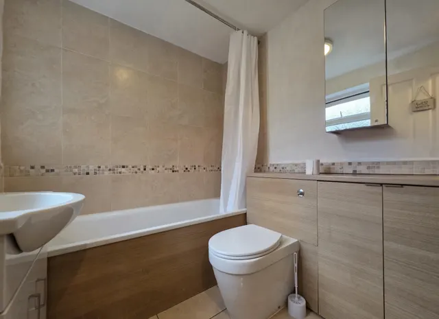 Bushbury Lane, Wolverhampton, WV10, photo 1