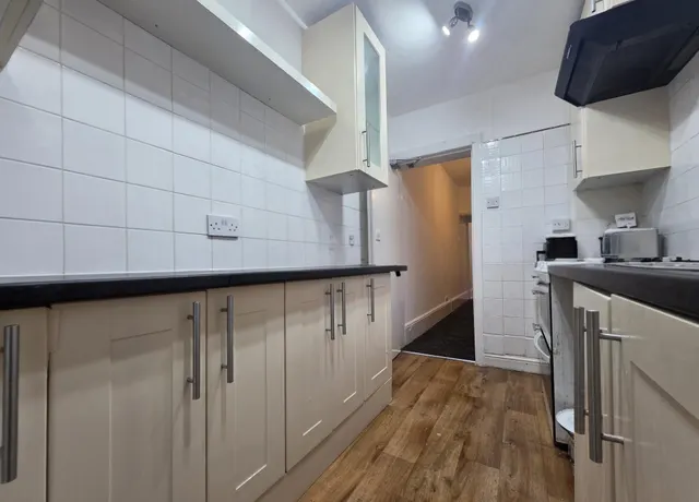 Bushbury Lane, Wolverhampton, WV10, photo 2