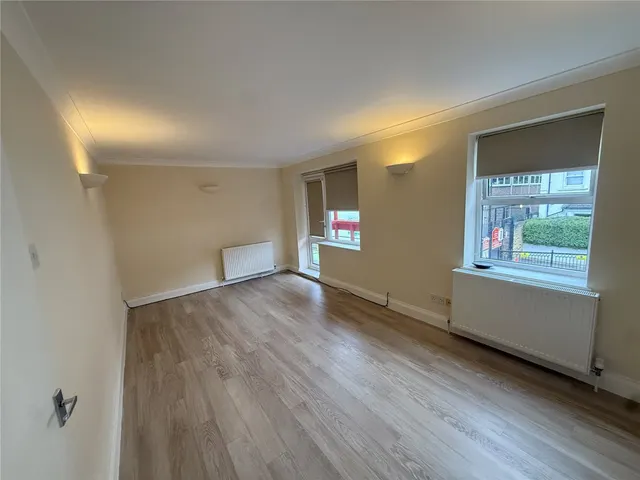 Bradley Road, London, N22, photo 2