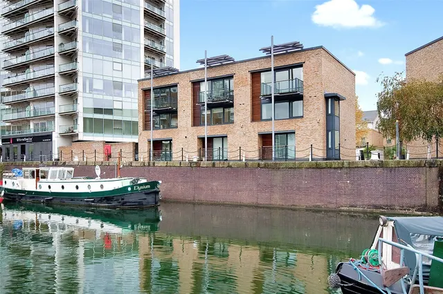 Limehouse Basin, London, E14, photo 3