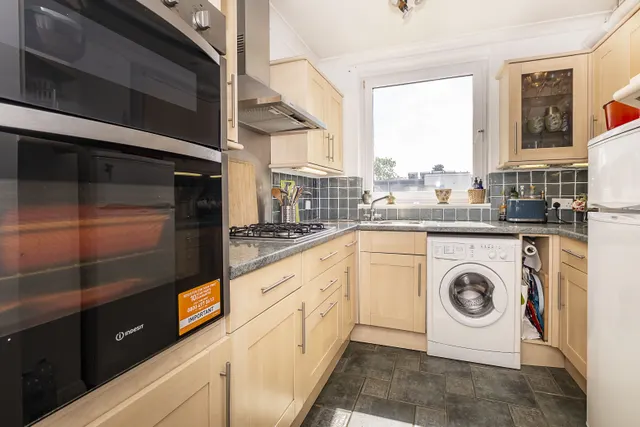 Manor Road, Teddington, TW11, photo 3