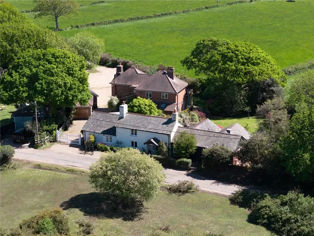 Chapel Lane, Sway, Lymington, Hampshire, SO41 6BS, photo 1