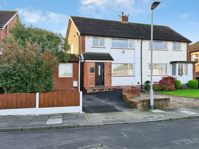 Moor Park Avenue, Carlisle, CA2, photo 1