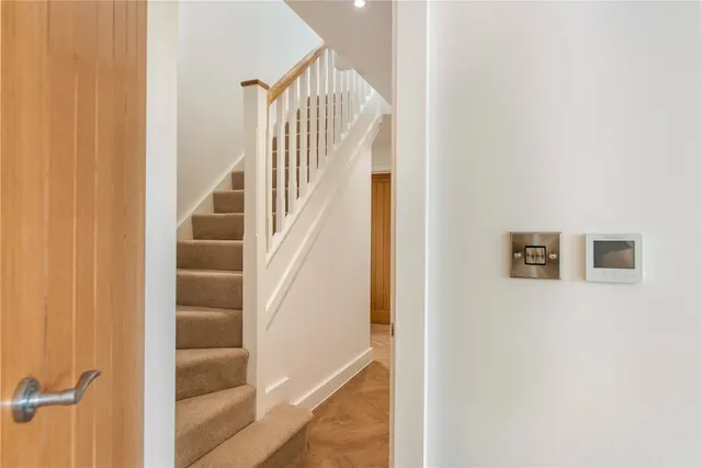 Alcester Road South, Kings Heath, B14, photo 3