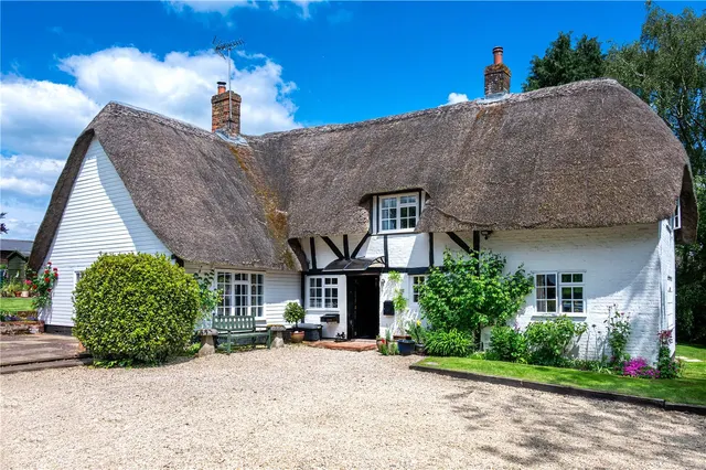 High Street, Burbage, Marlborough, Wiltshire, SN8 3AB, photo 1