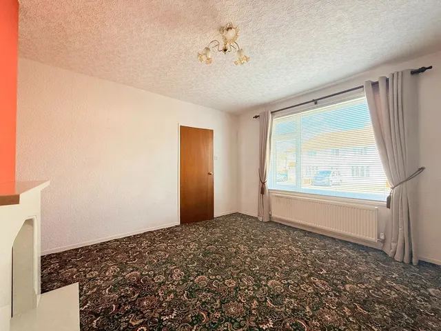 Photo 3 — Lingmoor Way, Carlisle, CA1 3LW