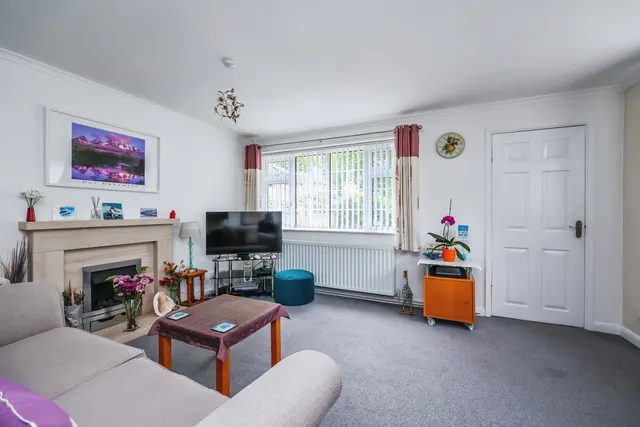 Wembley Gardens, Nottingham, NG9, photo 1