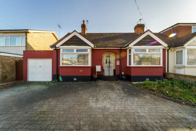Hughes Road, Ashford, photo 1