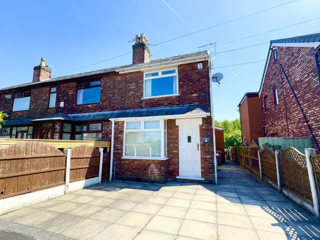 Chadwick Road, St Helens, photo 1