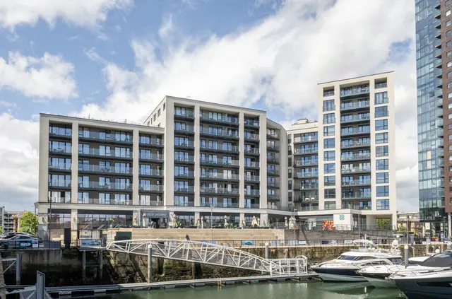 Maritime Walk, Ocean Village, SO14, photo 1