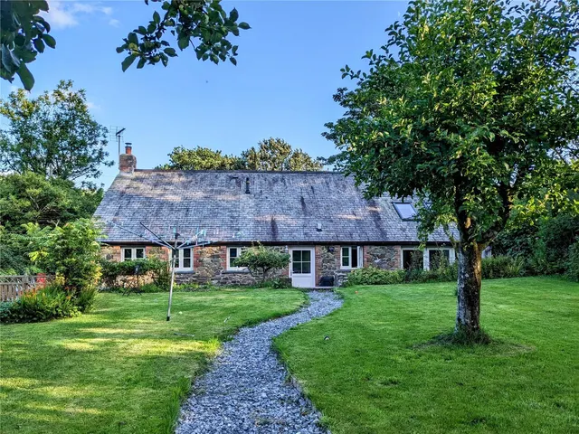 Llanddewi Velfrey, Narberth, SA67, photo 2