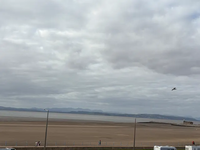 Highfield Crescent, Morecambe, LA4, photo 3