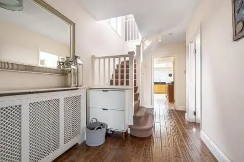 Photo 2 — 4 bedroom Semi Detached for sale