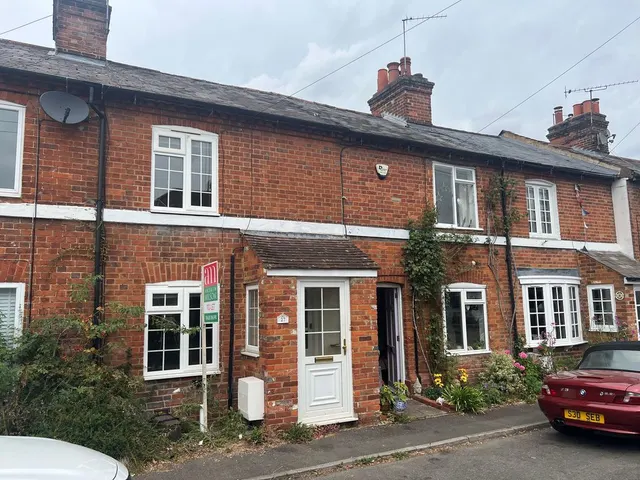 South Place, Marlow SL7 1PY, photo 1
