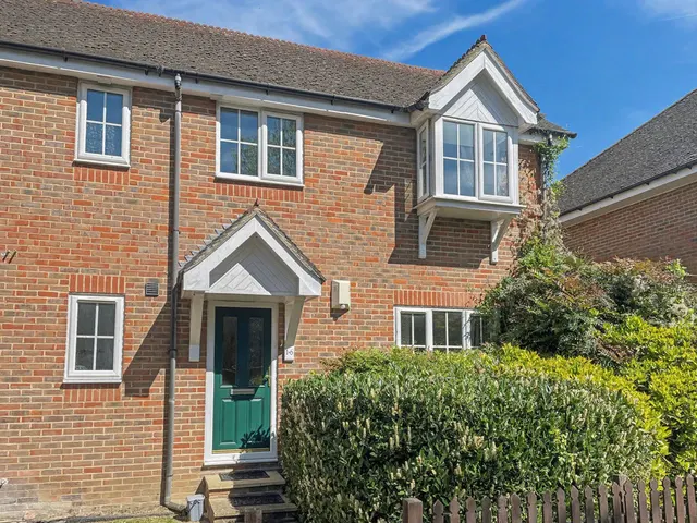 Gallows Lane, High Wycombe HP12 4BP, photo 1