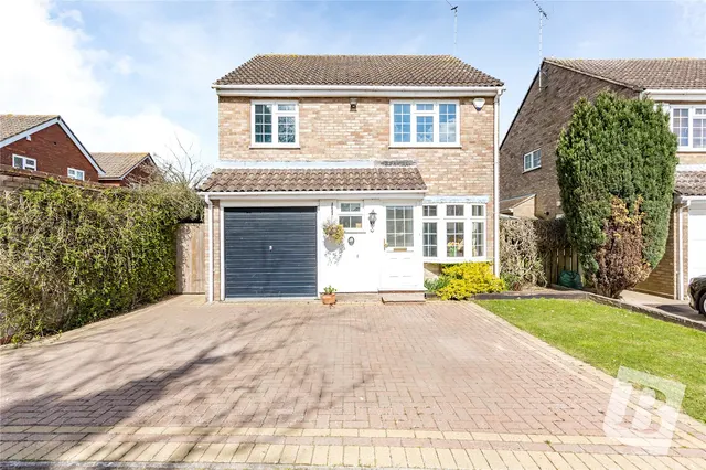 Photo 3 — Stocksfield, Kelvedon Hatch, Brentwood, Essex, CM15