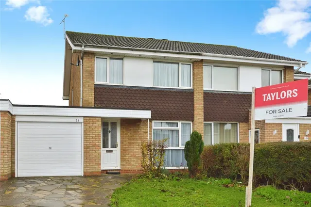 Pentlands, Fullers Slade, Milton Keynes, Buckinghamshire, MK11, photo 1
