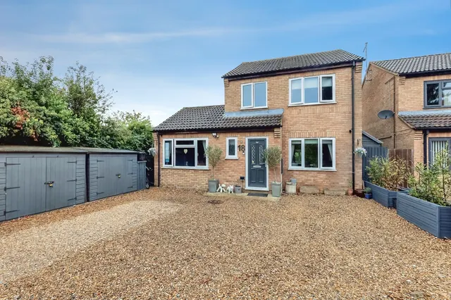 Bluebell Road, Stamford, photo 1