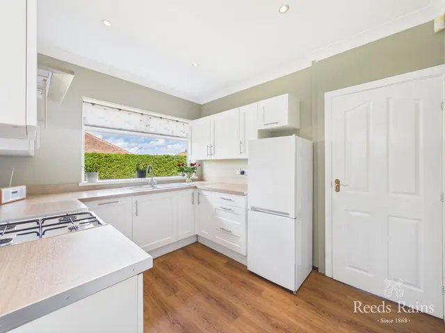 Photo 3 — Shannon Crescent, Stockton-on-Tees, Durham, TS19