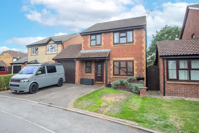 Woodlands Road, Charfield, photo 1