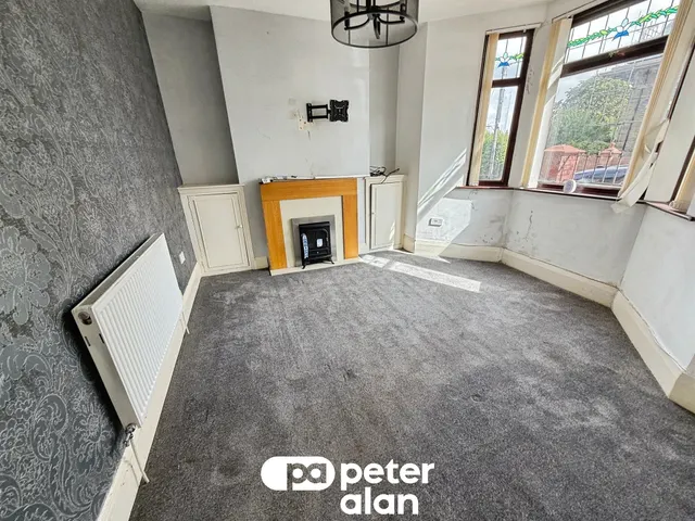 Gordon Road, Blackwood, NP12, photo 2